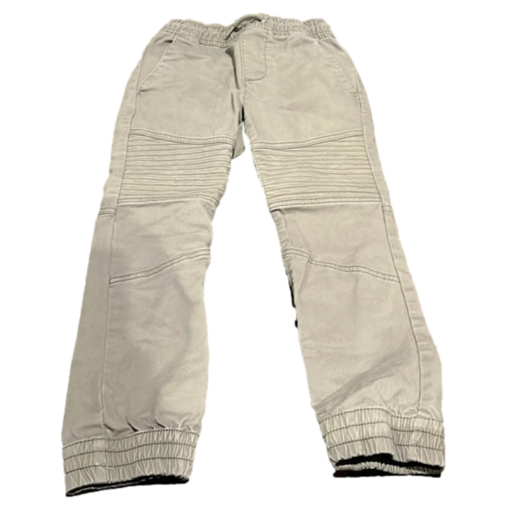 GAP kids pants. Size small regular  (6-7)